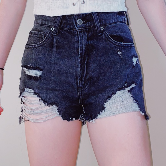 ✨Forever 21 denim ripped shorts✨ - Picture 2 of 5